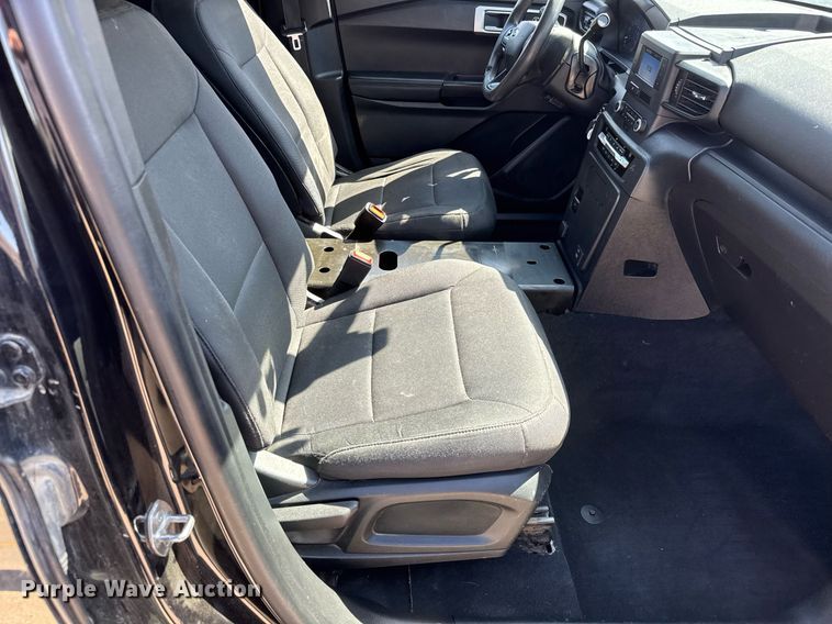 image for item EQ1284 2020 Ford Explorer Police Interceptor SUV
