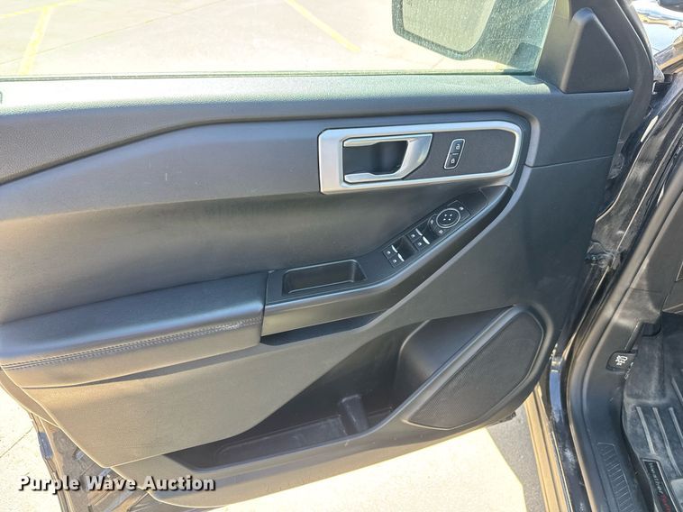 image for item EQ1285 2021 Ford Explorer Police Interceptor SUV