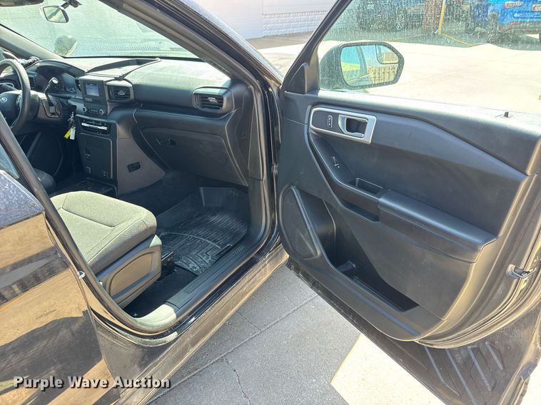 image for item EQ1285 2021 Ford Explorer Police Interceptor SUV