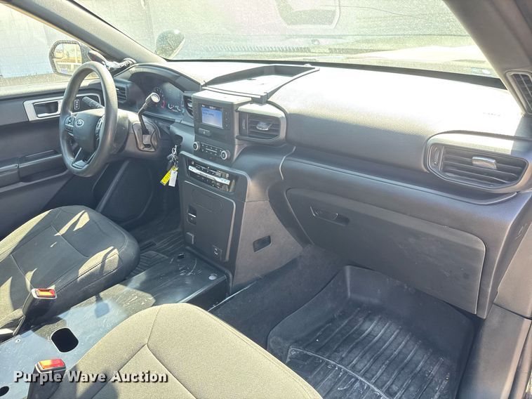 image for item EQ1285 2021 Ford Explorer Police Interceptor SUV