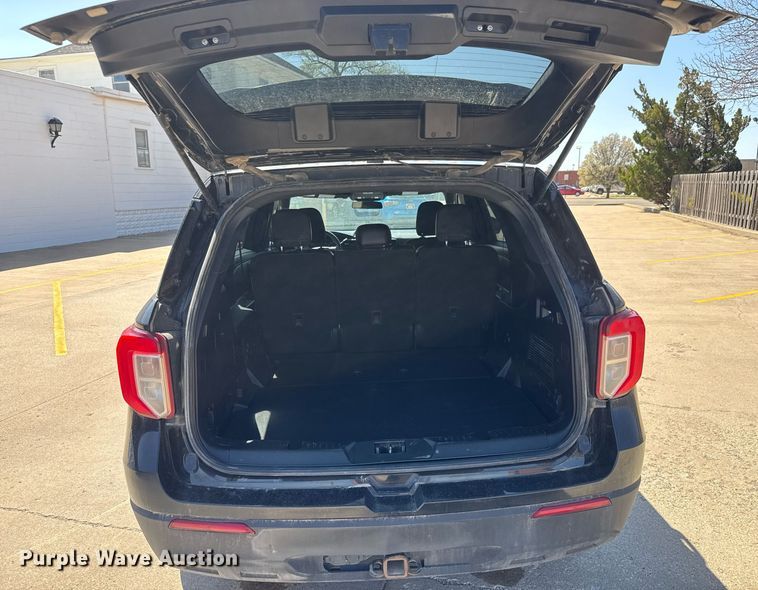 image for item EQ1285 2021 Ford Explorer Police Interceptor SUV