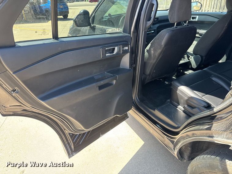 image for item EQ1285 2021 Ford Explorer Police Interceptor SUV