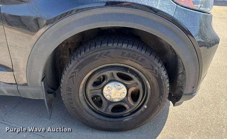 image for item EQ1285 2021 Ford Explorer Police Interceptor SUV