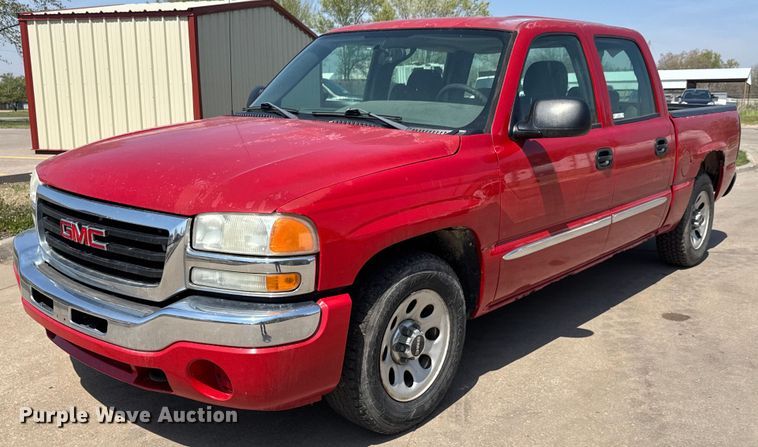 image for item EQ1289 2006 GMC Sierra 1500 Crew Cab pickup truck