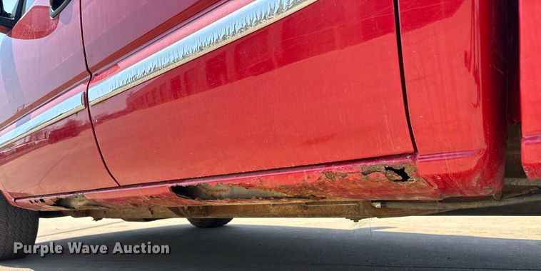 image for item EQ1289 2006 GMC Sierra 1500 Crew Cab pickup truck