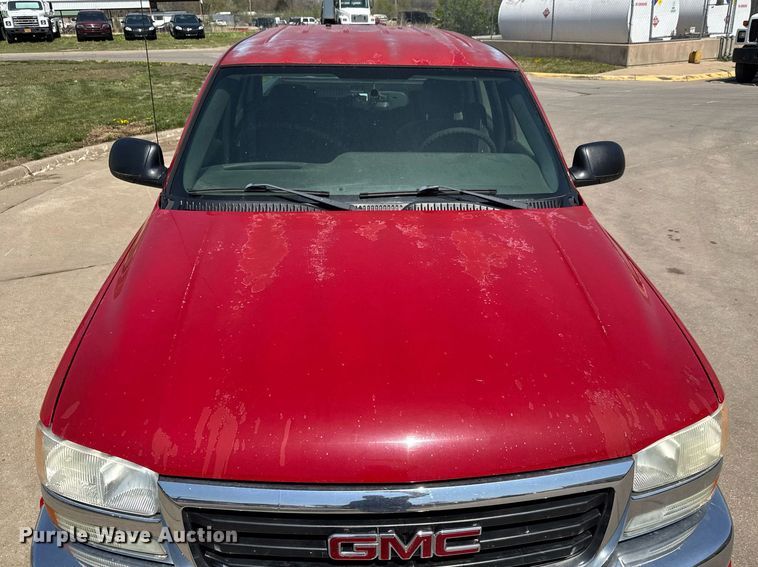 image for item EQ1289 2006 GMC Sierra 1500 Crew Cab pickup truck