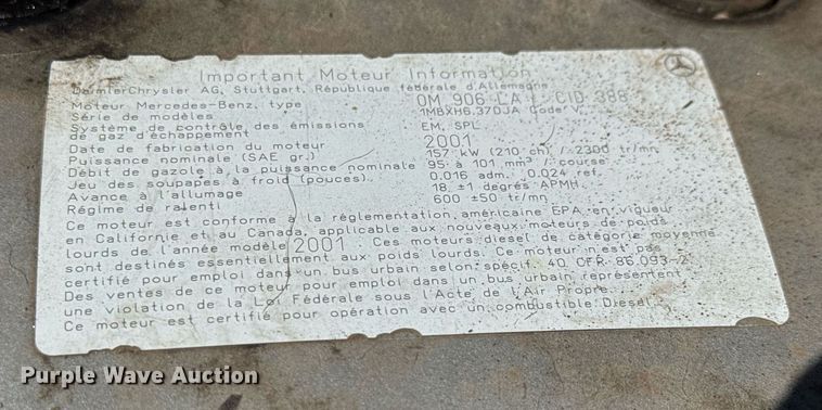 image for item EQ1290 2002 Freightliner Business Class M2 refuse truck