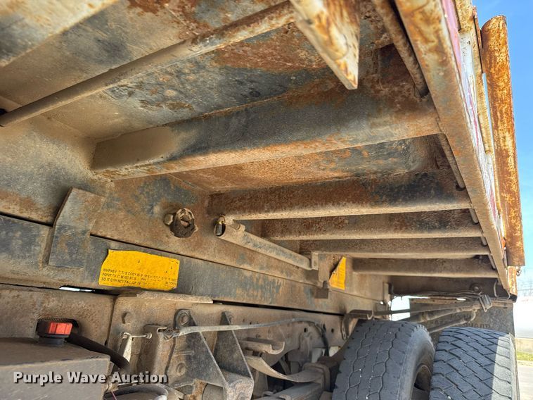 image for item EQ1291 1999 Ford F450 Super Duty  dump truck