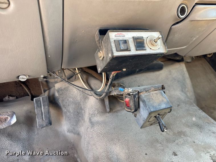 image for item EQ1291 1999 Ford F450 Super Duty  dump truck