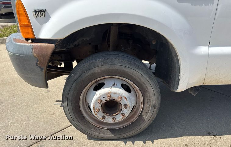 image for item EQ1291 1999 Ford F450 Super Duty  dump truck