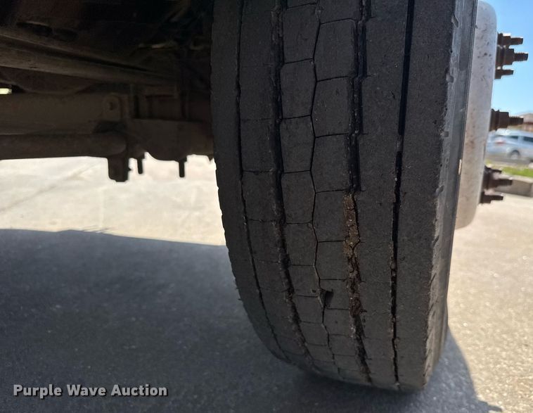 image for item EQ1291 1999 Ford F450 Super Duty  dump truck