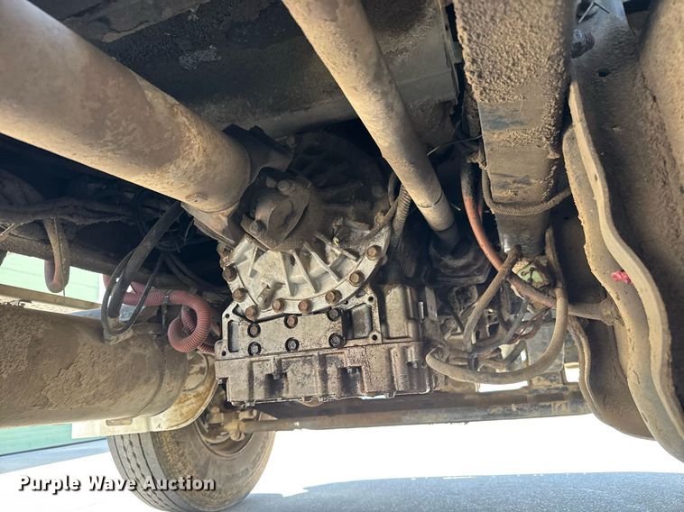 image for item EQ1295 2006 Freightliner Business Class M2 refuse truck