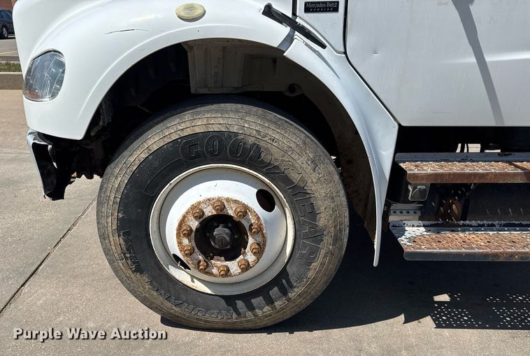 image for item EQ1295 2006 Freightliner Business Class M2 refuse truck