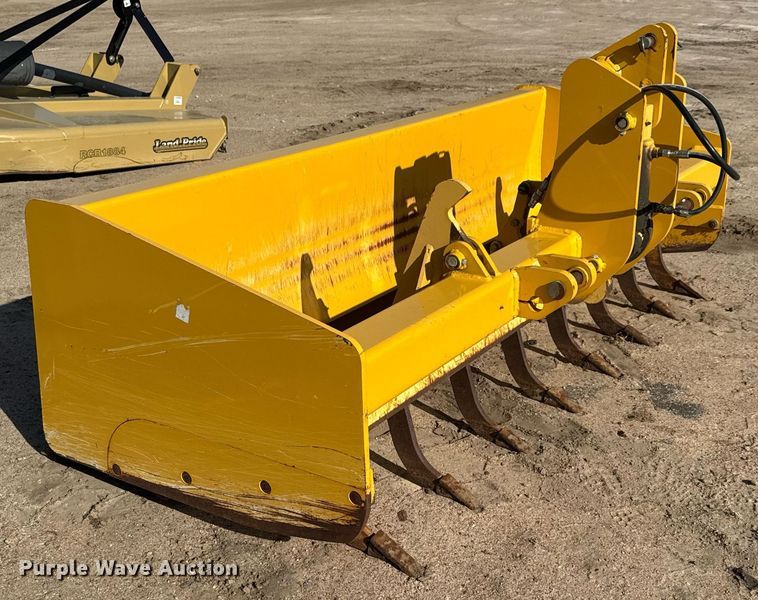 image for item EQ1299 Box blade