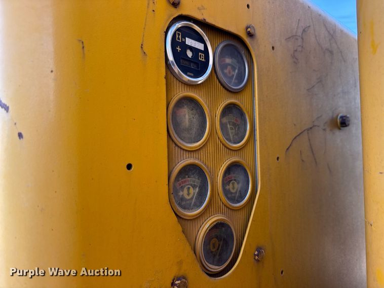 image for item EQ1300 1978 Caterpillar 120G motor grader