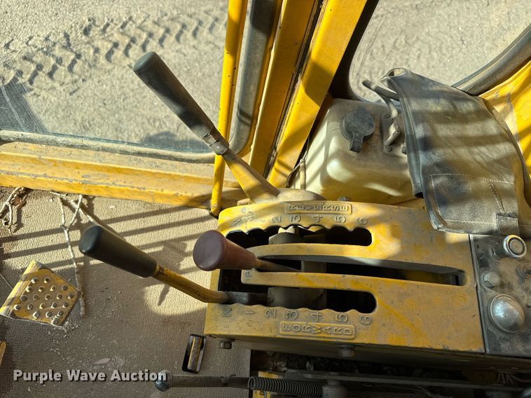 image for item EQ1300 1978 Caterpillar 120G motor grader