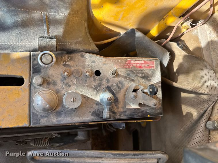 image for item EQ1300 1978 Caterpillar 120G motor grader