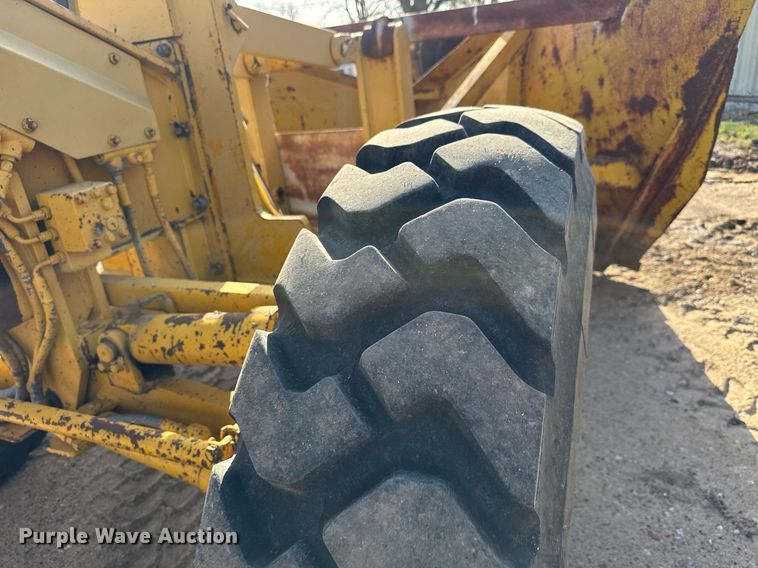 image for item EQ1300 1978 Caterpillar 120G motor grader