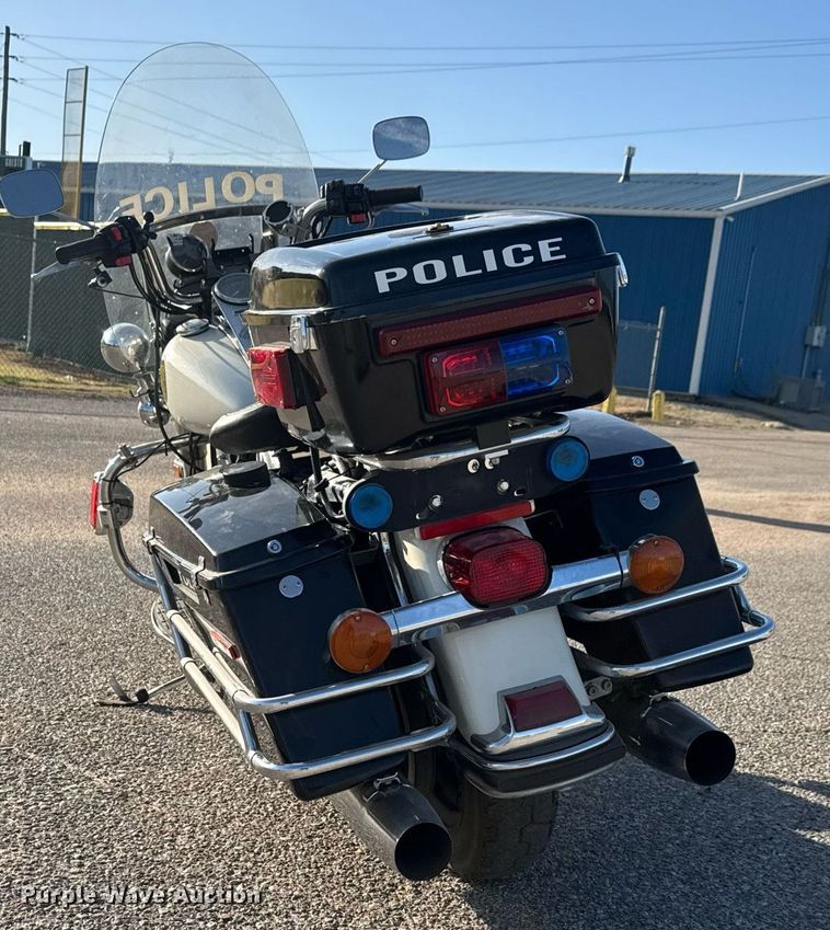image for item EQ1302 2005 Harley Davidson FLHPI Police motorcycle