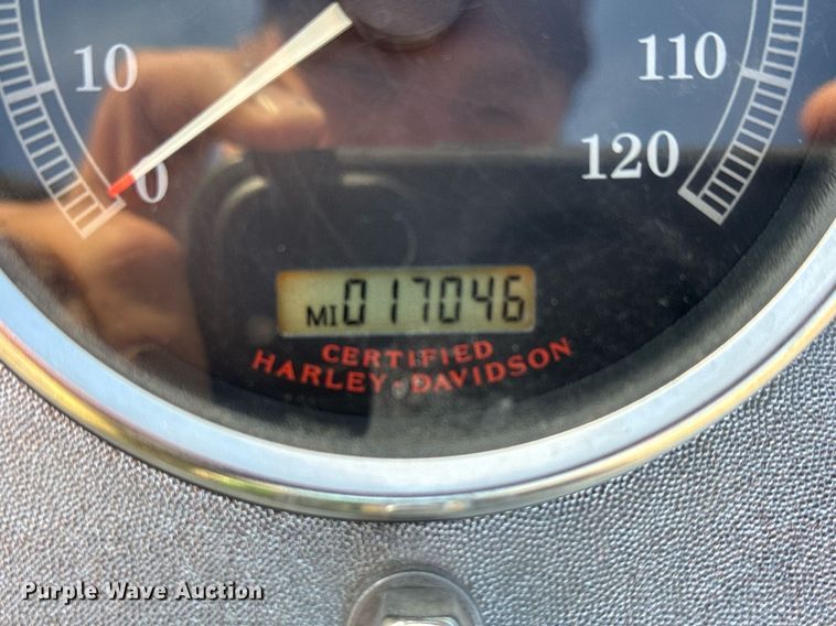 image for item EQ1302 2005 Harley Davidson FLHPI Police motorcycle