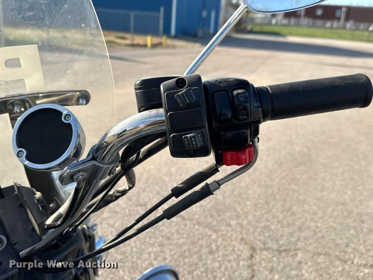 image for item EQ1302 2005 Harley Davidson FLHPI Police motorcycle