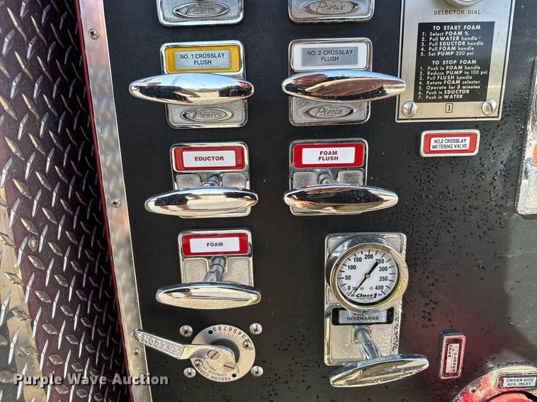 image for item EQ1303 1993 Pierce Lance quint fire truck