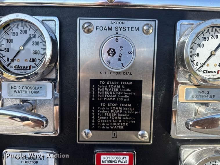 image for item EQ1303 1993 Pierce Lance quint fire truck