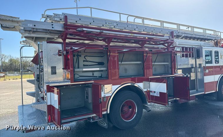 image for item EQ1303 1993 Pierce Lance quint fire truck