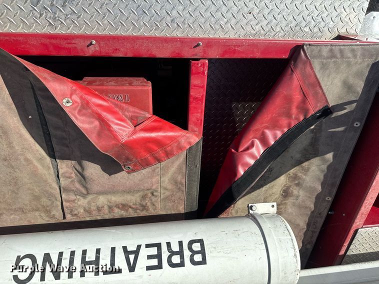 image for item EQ1303 1993 Pierce Lance quint fire truck