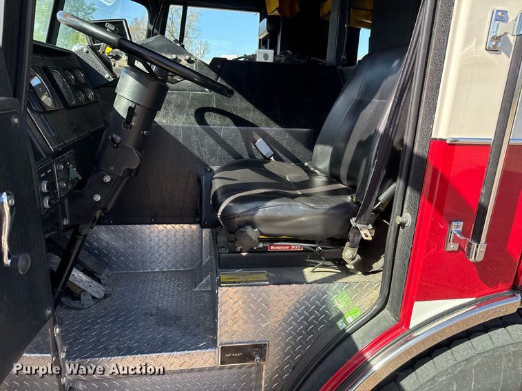 image for item EQ1303 1993 Pierce Lance quint fire truck