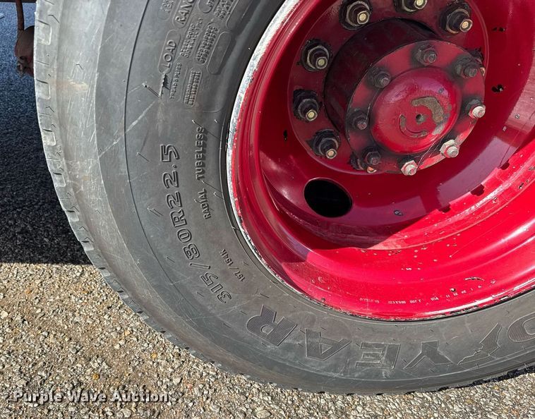 image for item EQ1303 1993 Pierce Lance quint fire truck