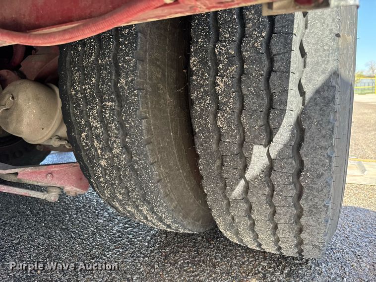 image for item EQ1303 1993 Pierce Lance quint fire truck