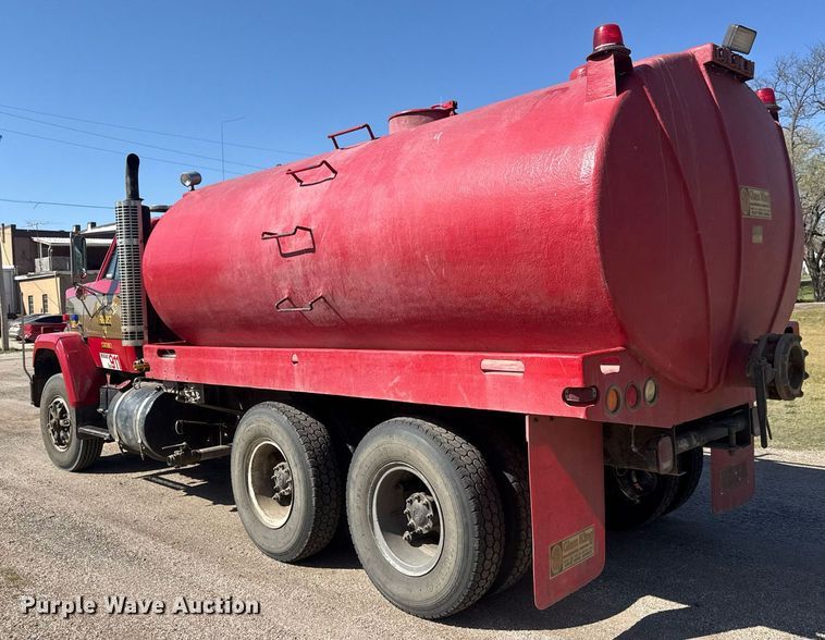 image for item EQ1308 1979 GMC Brigadier tank truck