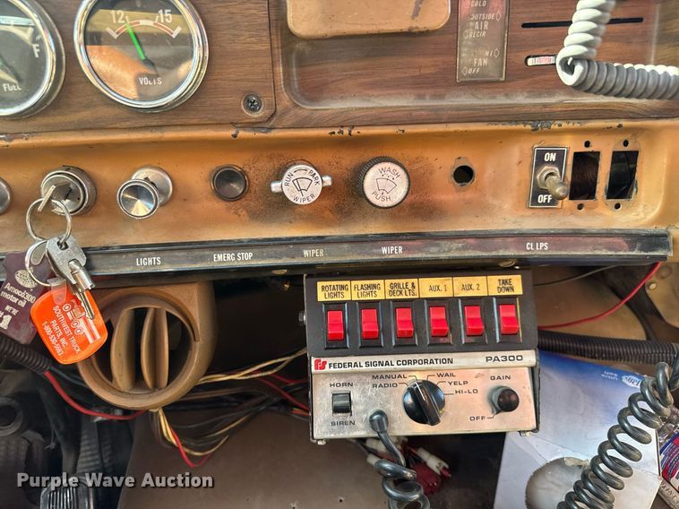 image for item EQ1308 1979 GMC Brigadier tank truck