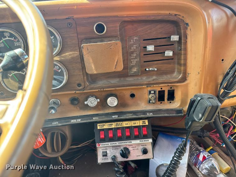 image for item EQ1308 1979 GMC Brigadier tank truck