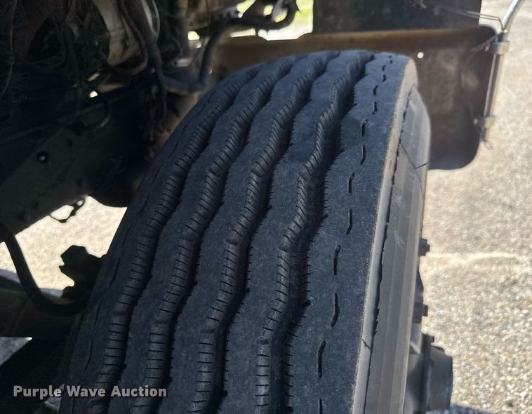 image for item EQ1308 1979 GMC Brigadier tank truck