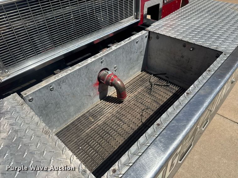 image for item EQ1310 1994 Pierce pumper fire truck