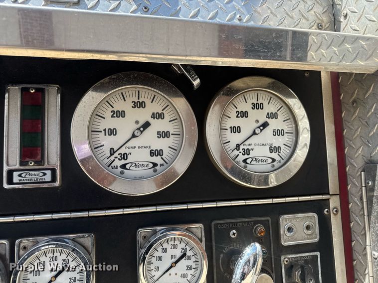 image for item EQ1310 1994 Pierce pumper fire truck