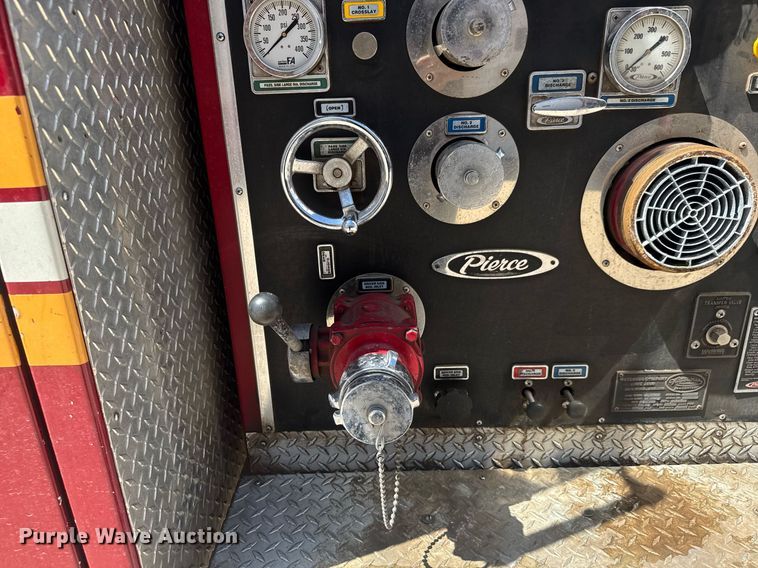 image for item EQ1310 1994 Pierce pumper fire truck
