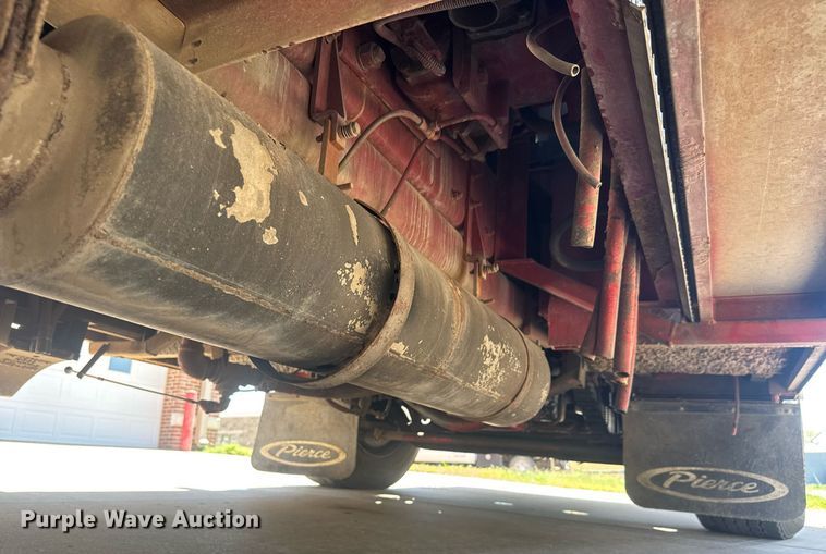 image for item EQ1310 1994 Pierce pumper fire truck