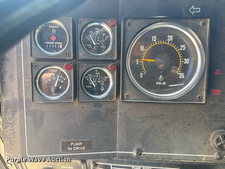 image for item EQ1310 1994 Pierce pumper fire truck