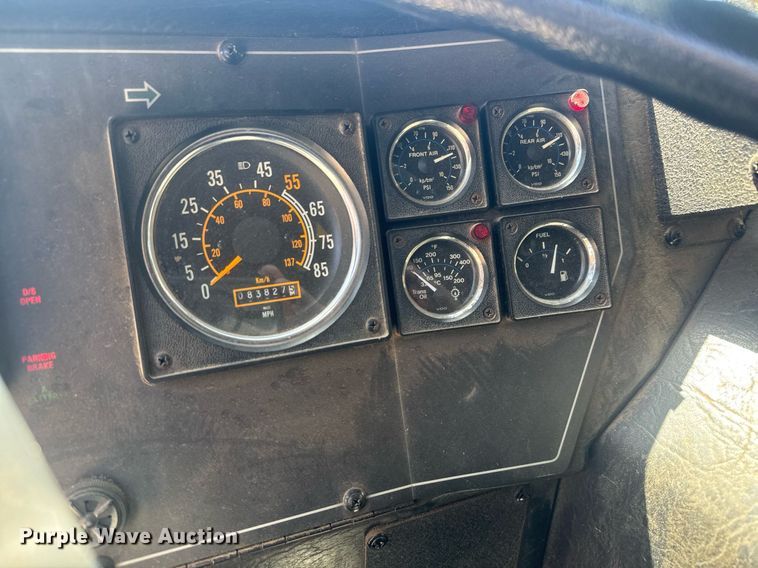 image for item EQ1310 1994 Pierce pumper fire truck