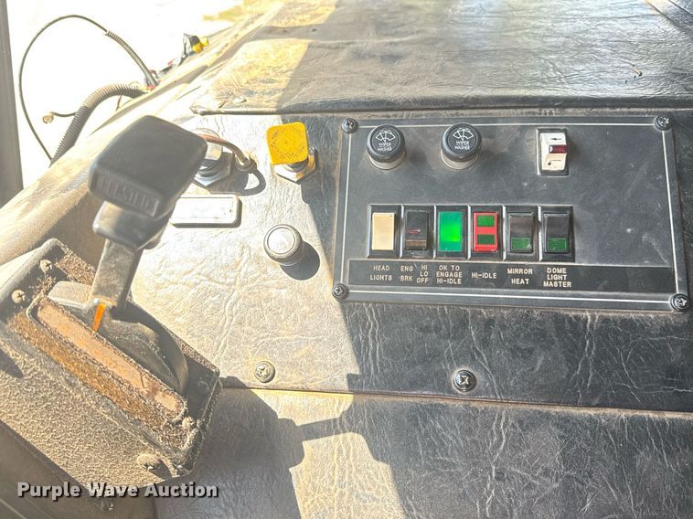 image for item EQ1310 1994 Pierce pumper fire truck