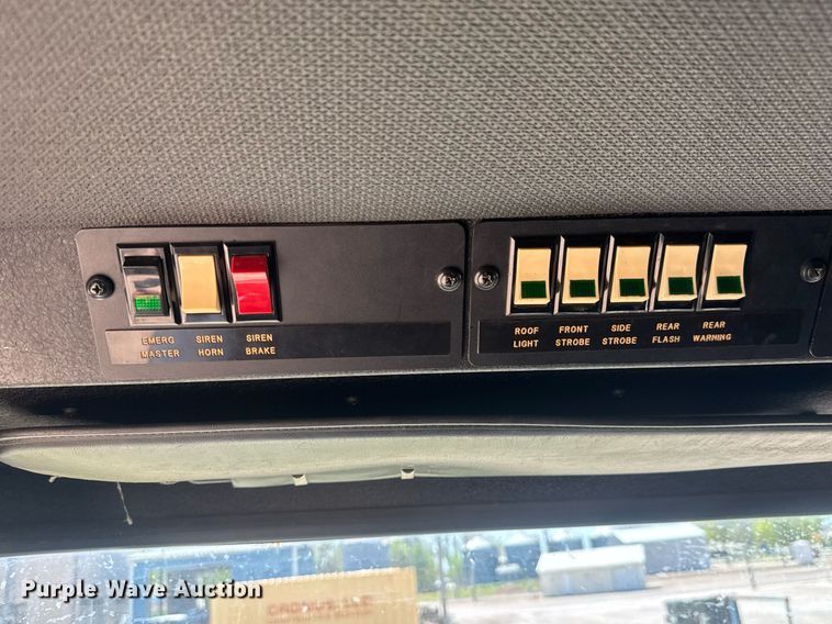 image for item EQ1310 1994 Pierce pumper fire truck