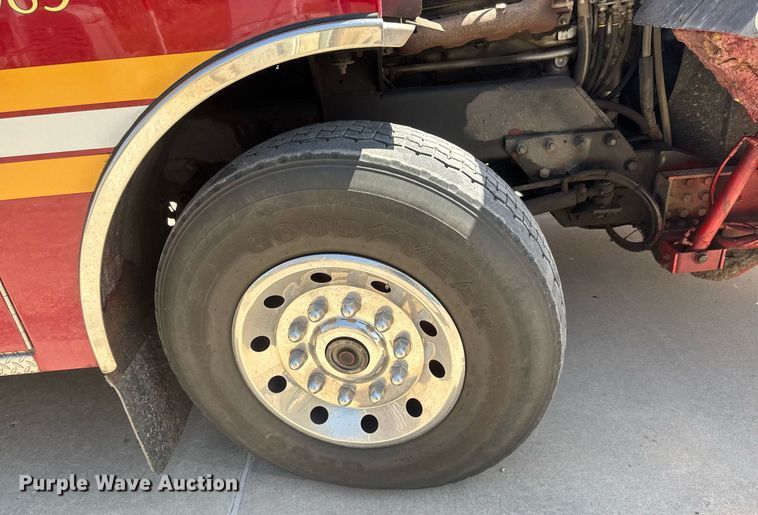 image for item EQ1310 1994 Pierce pumper fire truck