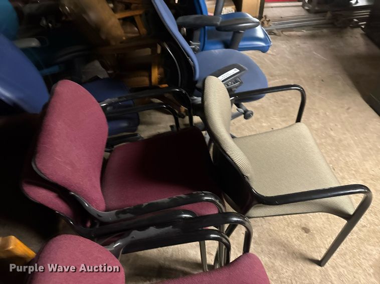 image for item EQ1341 Approximately 26 chairs