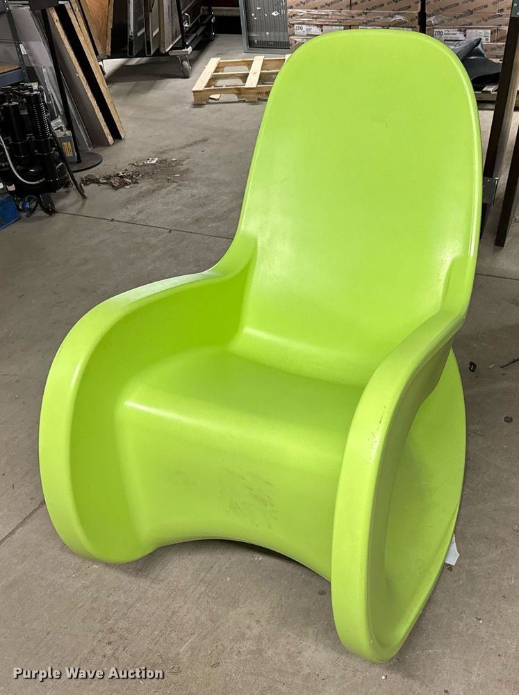 image for item EQ1341 Approximately 26 chairs