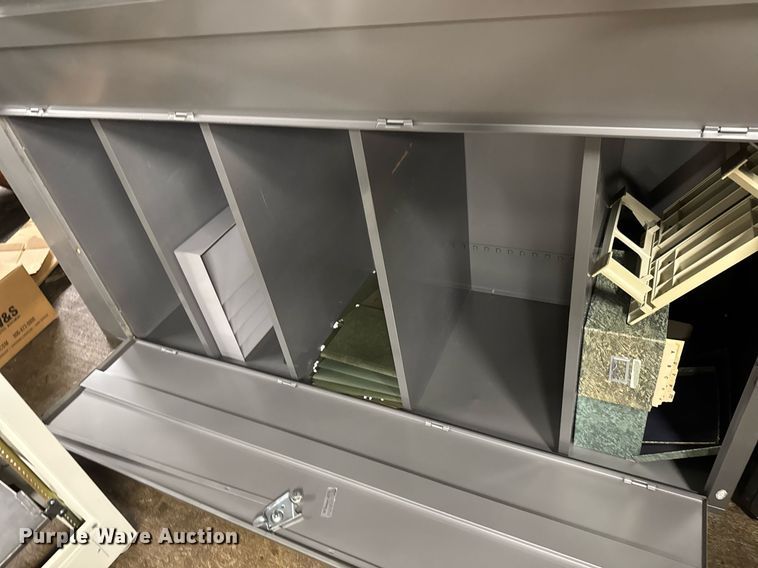 image for item EQ1344 (4) cabinets