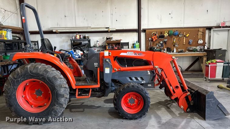 image for item EQ1374 2007 Kioti DK45HSE MFWD tractor