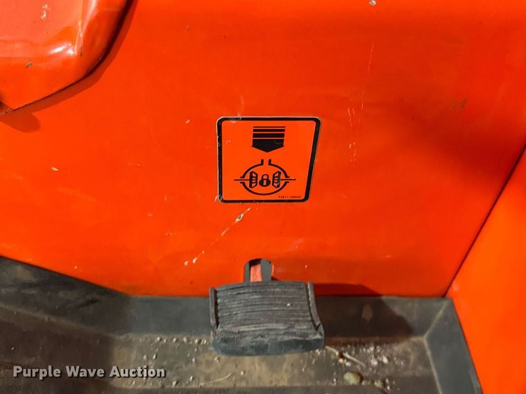 image for item EQ1374 2007 Kioti DK45HSE MFWD tractor